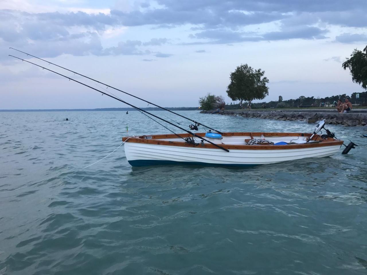 Royal Mediterran Siófok Exteriör bild